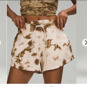 Lululemon Inner Glow Short 3" *Earth Dye